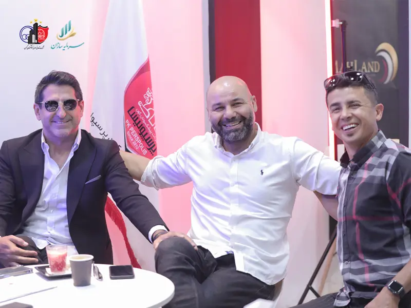 حضور استقلالی ها در غرفه نمایشگاه پروژه ماه لند