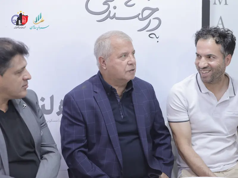 روز سوم نمایشگاه صنعت ساختمان در غرفه تعاونی پیشکسوتان کهن