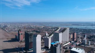 نمای دور از برج فورسیزن